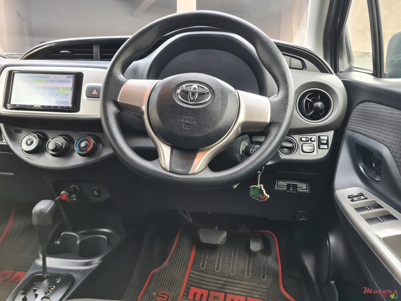 2016' Toyota Vitz Automatic photo #3