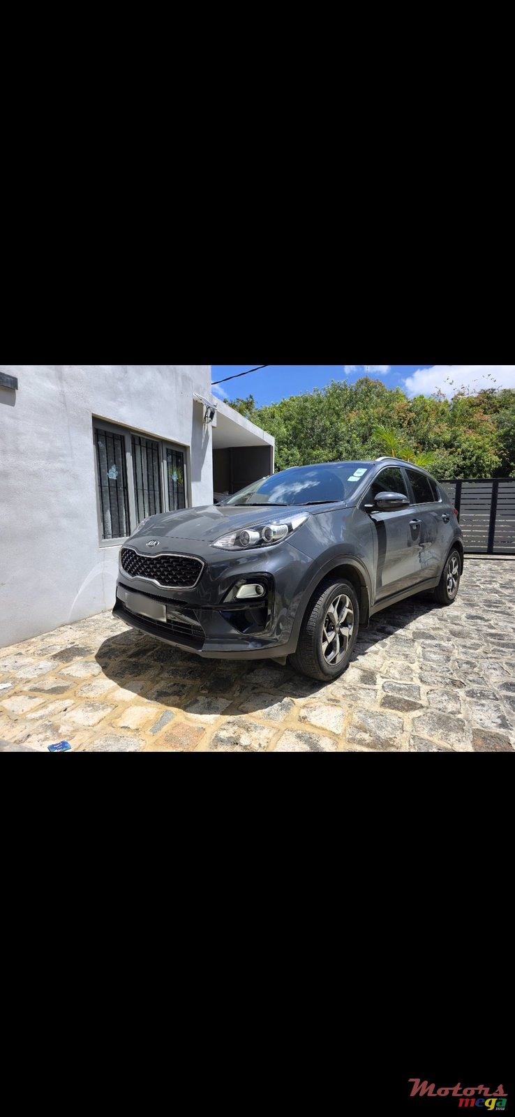 2020' Kia Sportage photo #1
