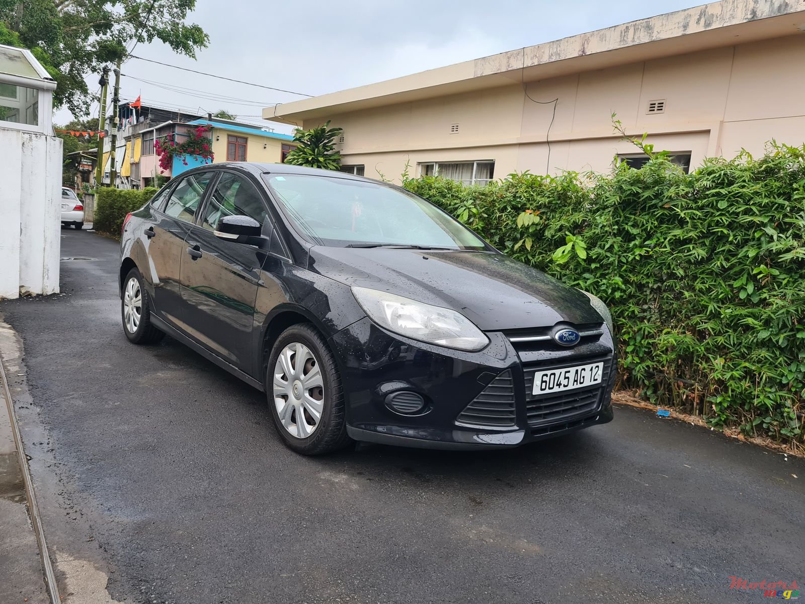 2012' Ford Focus photo #1