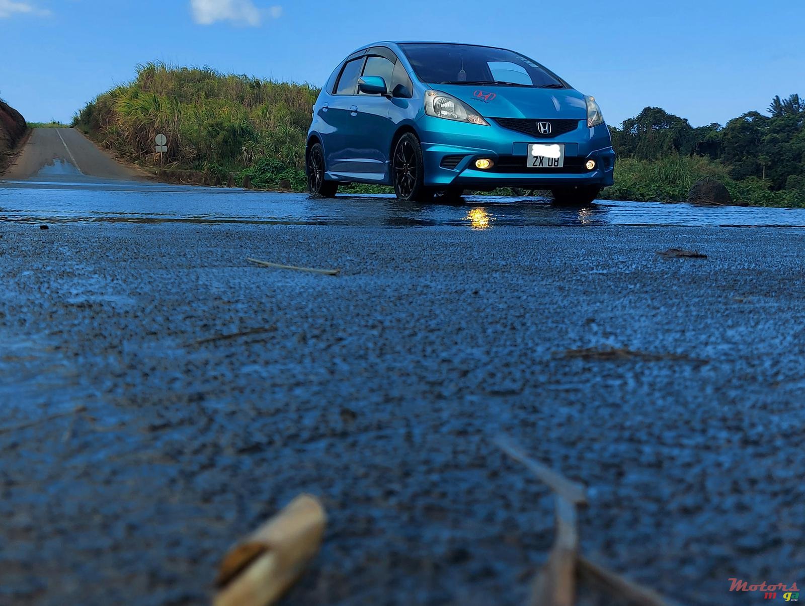 2008' Honda Fit photo #1