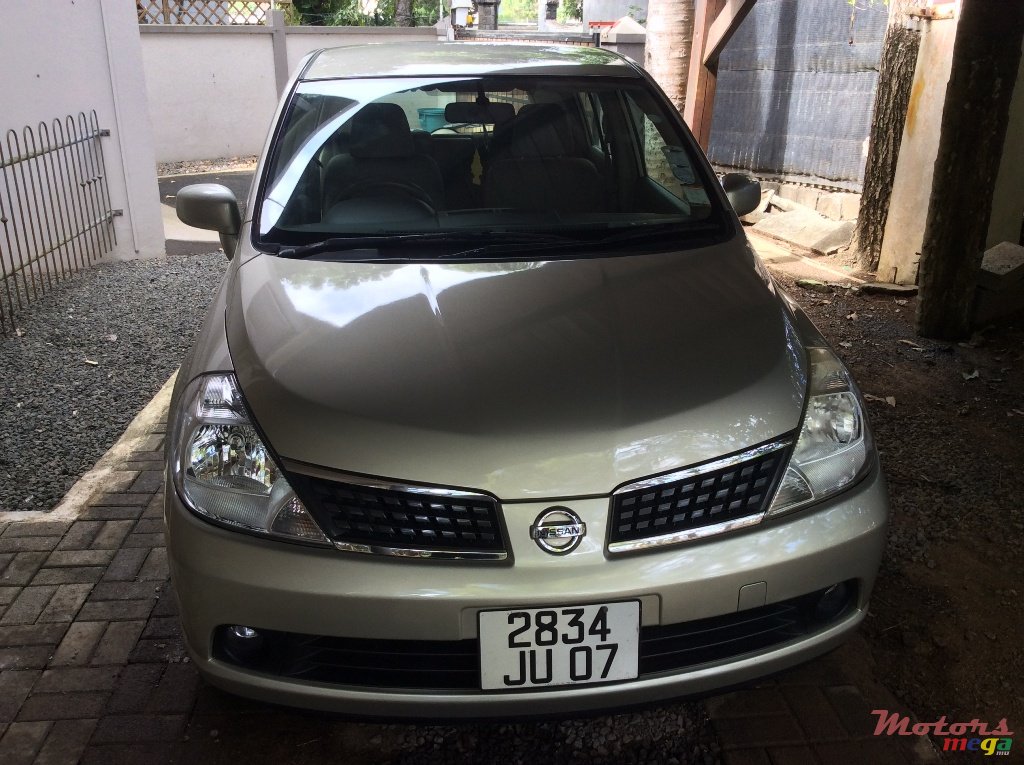 2007' Nissan Tiida photo #6