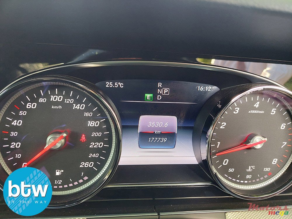 2017' Mercedes-Benz E 200 photo #7