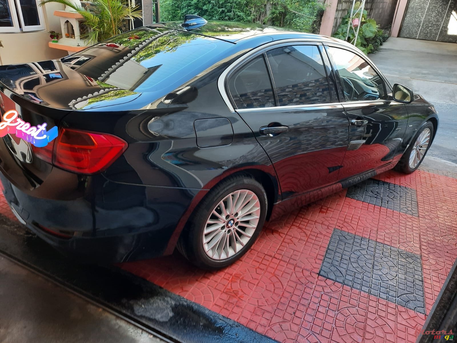 2013' BMW 316 photo #5