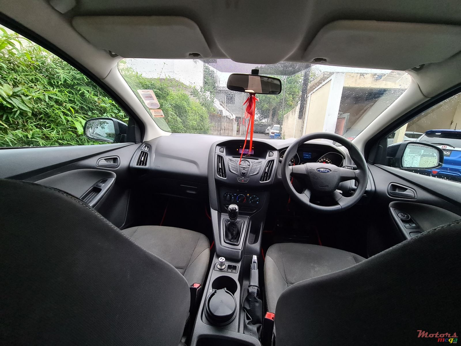 2012' Ford Focus photo #4