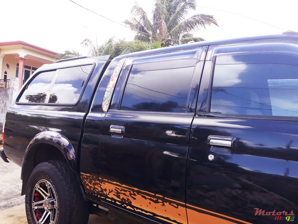 2000' Mitsubishi L 200 photo #6