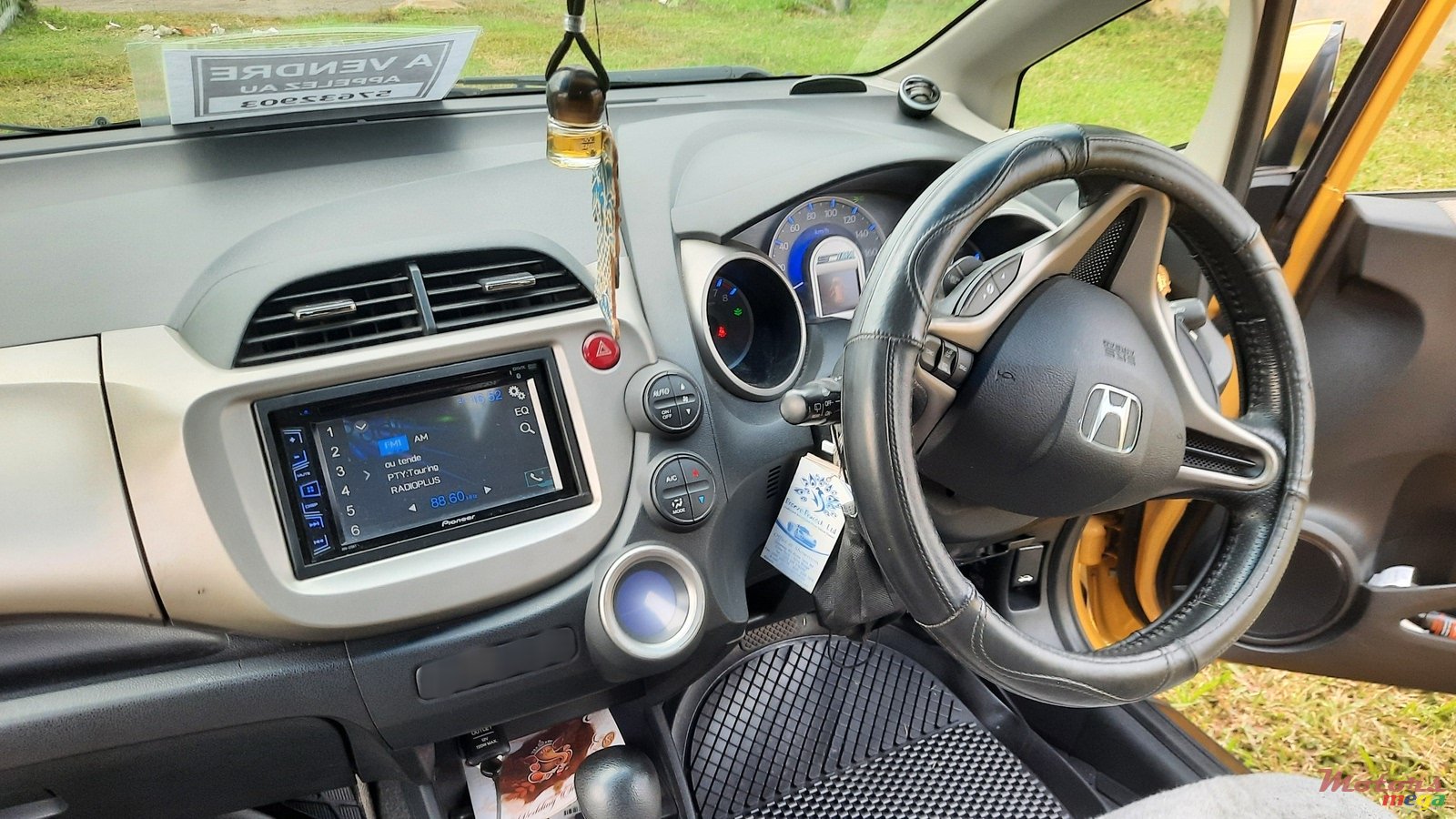 2011' Honda Fit Nil photo #5