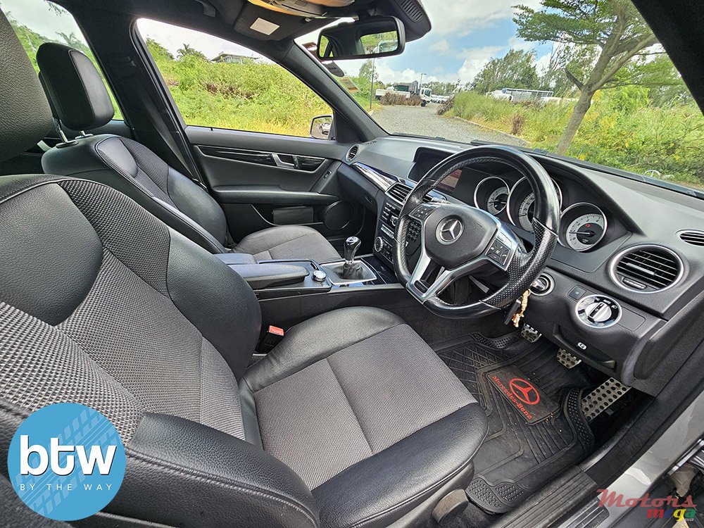 2013' Mercedes-Benz C 180 AMG photo #5