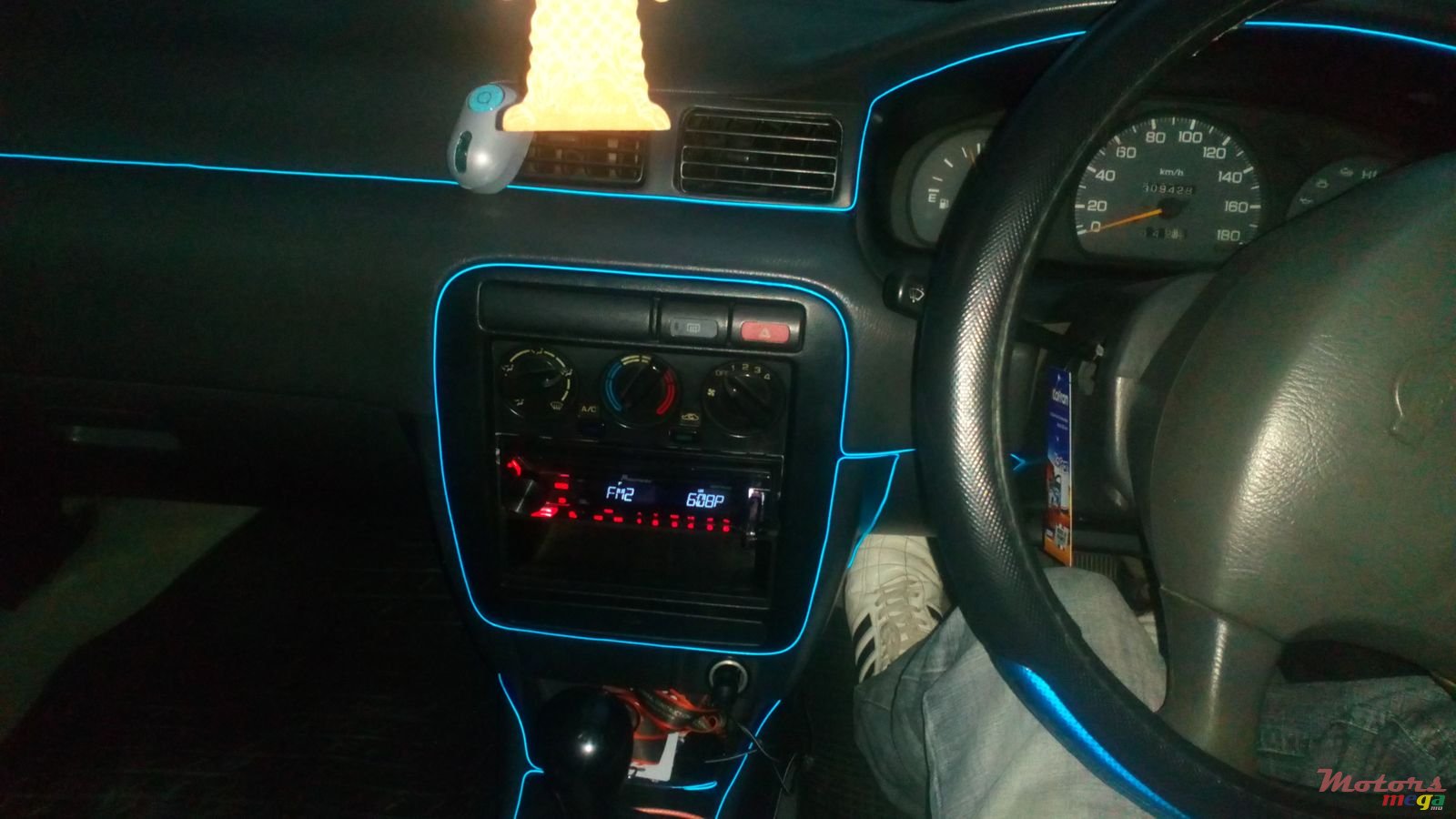 1997' Nissan Sunny photo #1