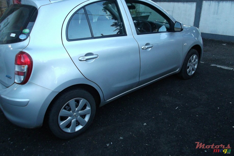 2012' Nissan photo #3