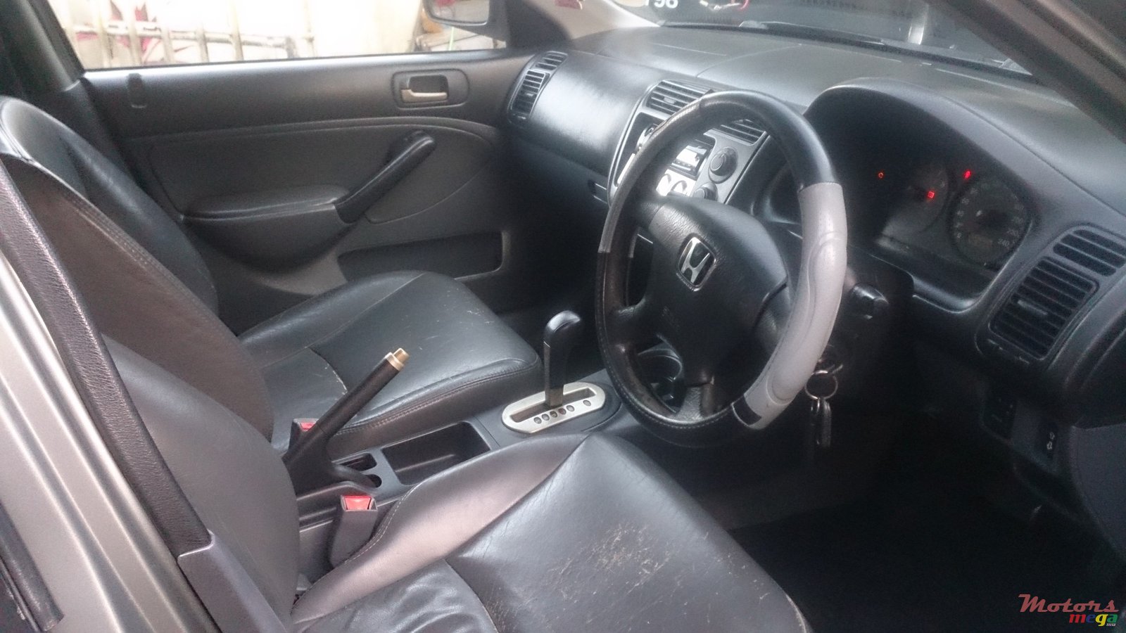 2002' Honda Civic VTEC photo #3