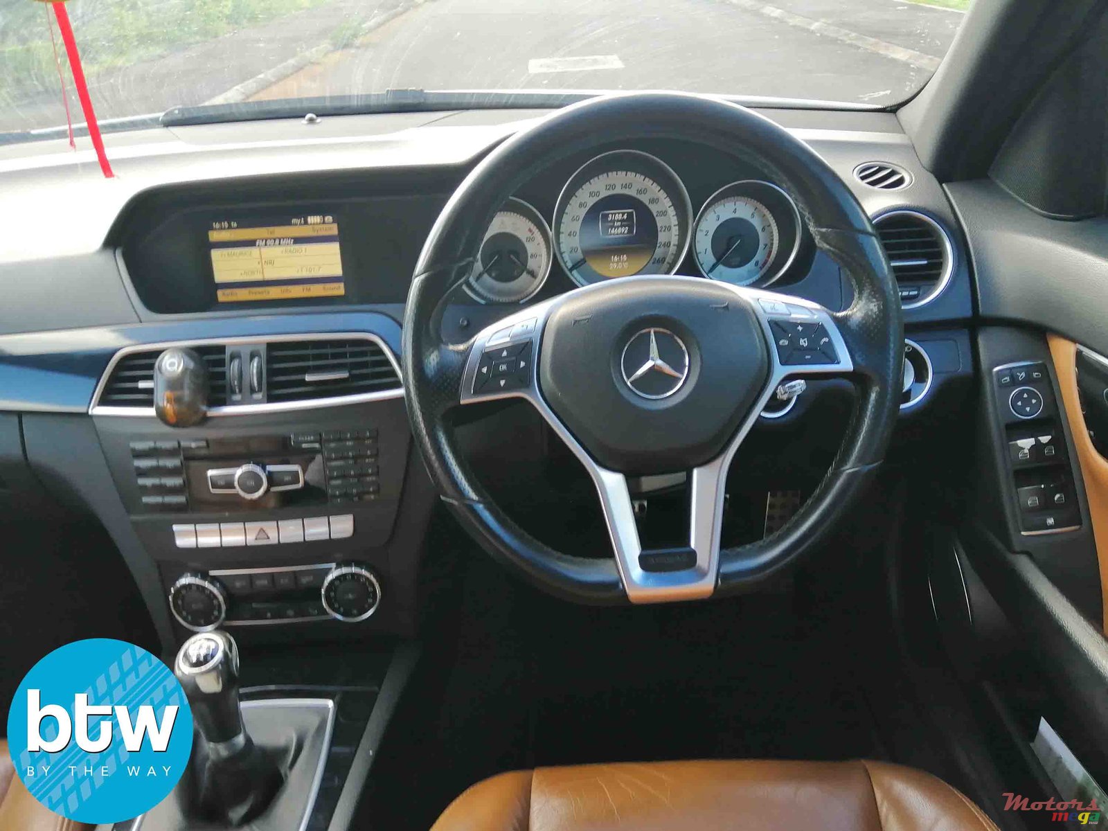 2012' Mercedes-Benz C-Class 180AMG photo #5