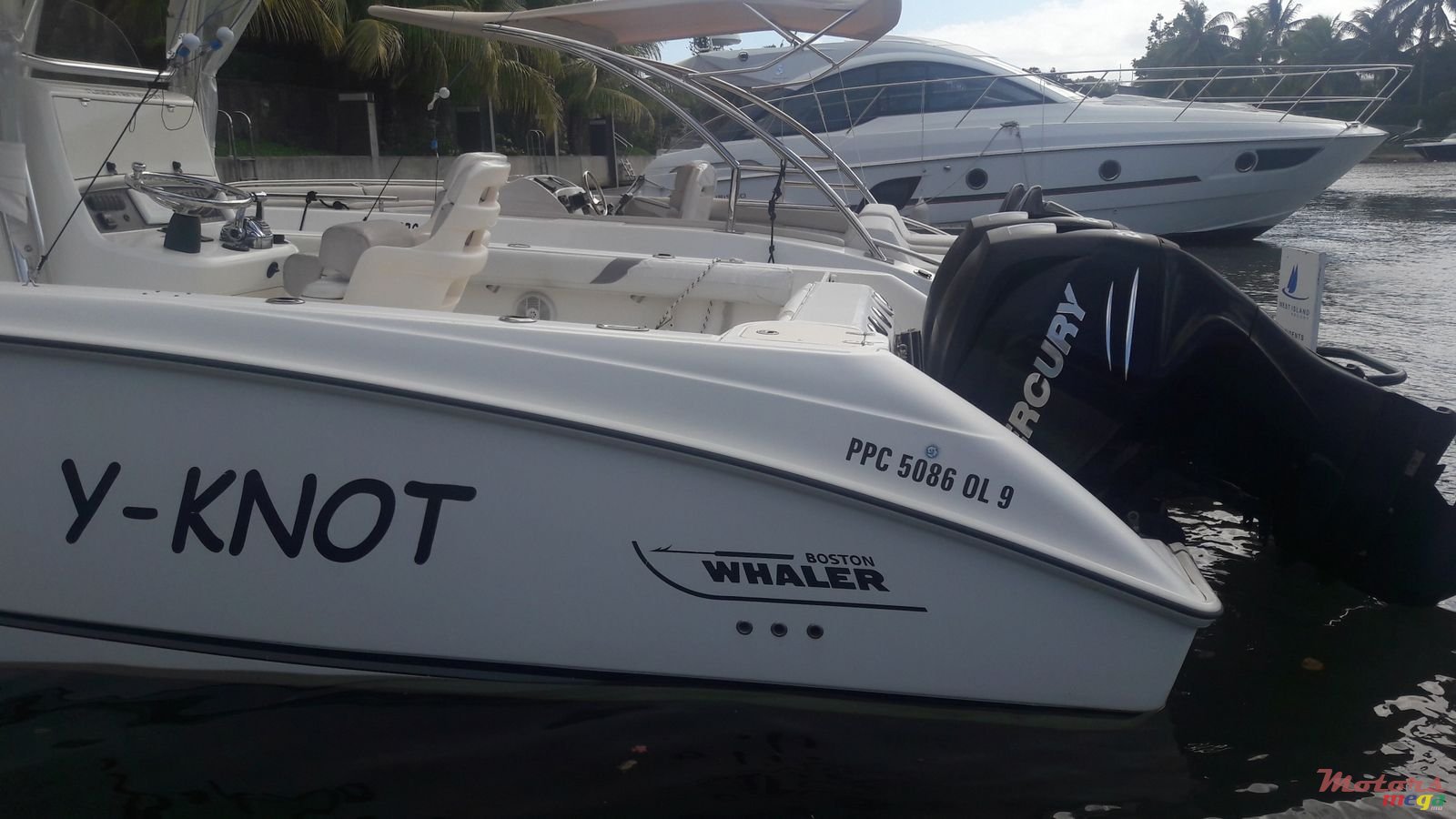2012' Boston Whaler photo #6