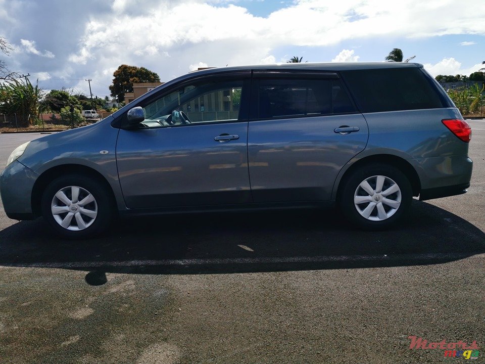 2012' Nissan Wingroad photo #4