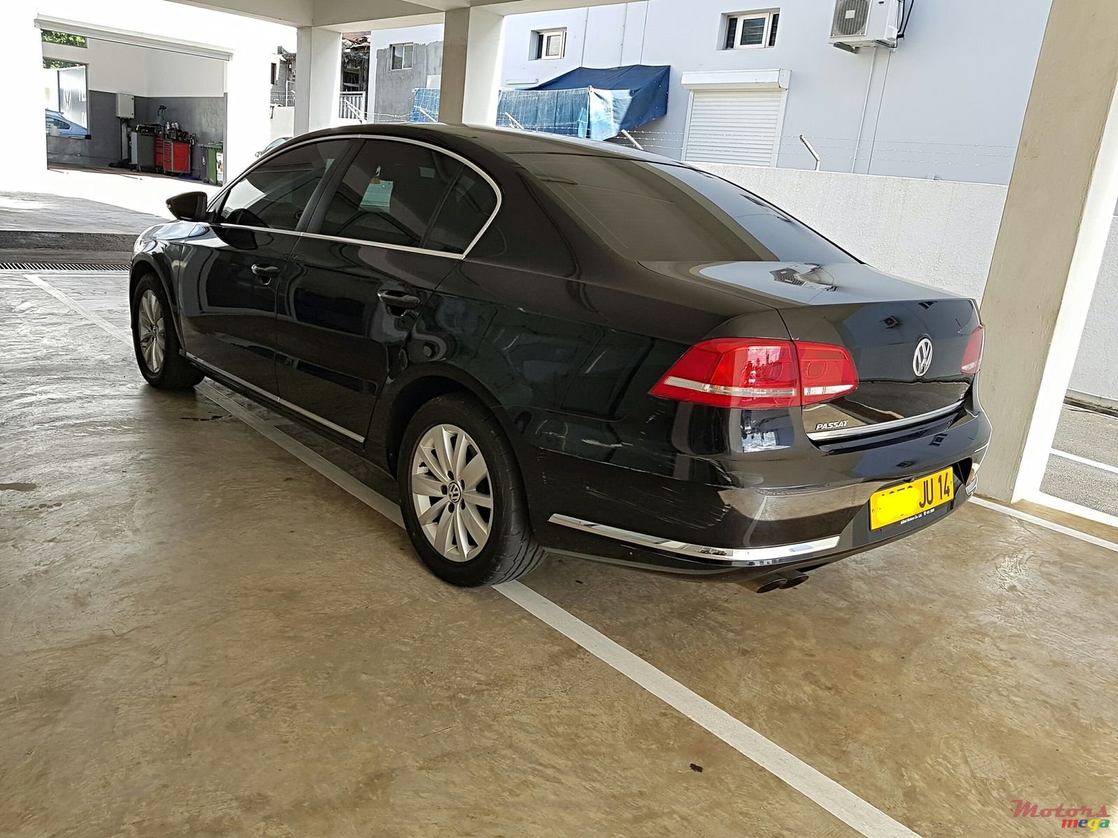 2014' Volkswagen Passat 1.8 TSI 7AUTO photo #3