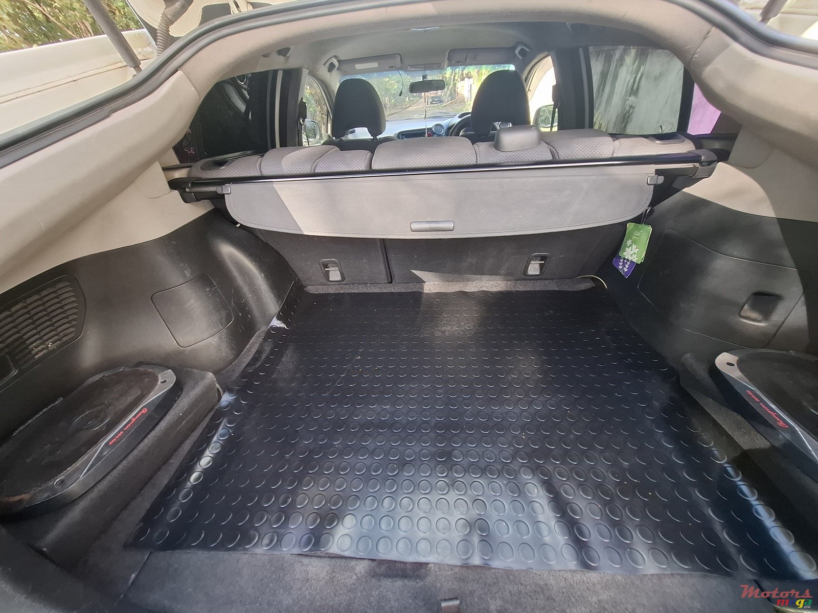 2011' Honda Insight photo #7