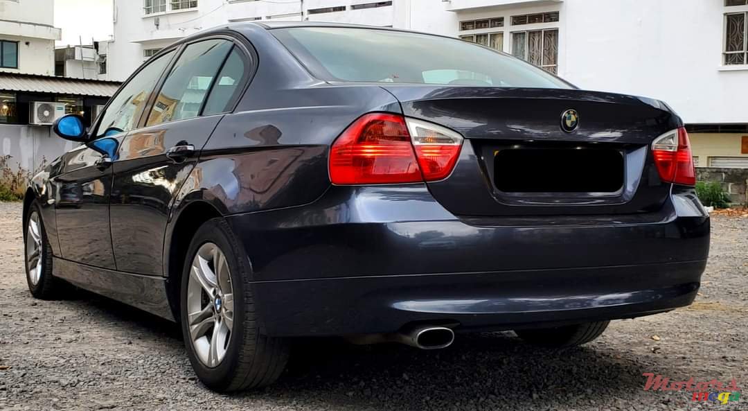 2008' BMW 3 Series Original condition photo #3