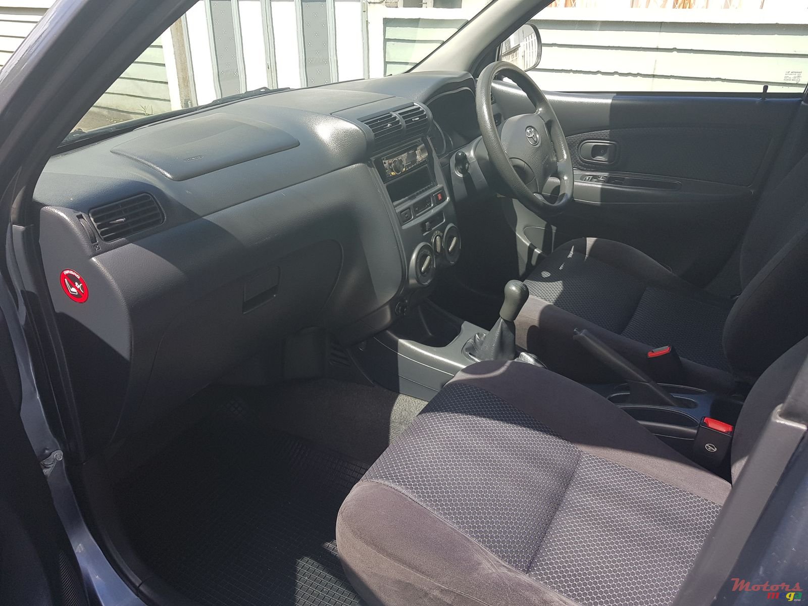 2012' Toyota Avanza 7seater photo #5