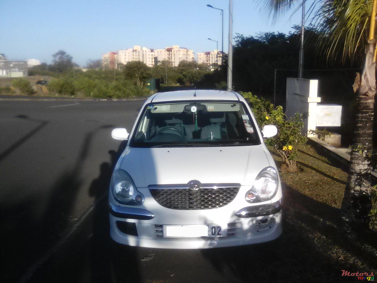 2002' Toyota photo #4