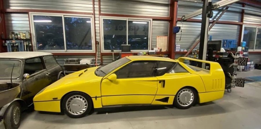 Fake Ferrari F40 Is Actually a Renault Alpine GTA, Has The Big Wing