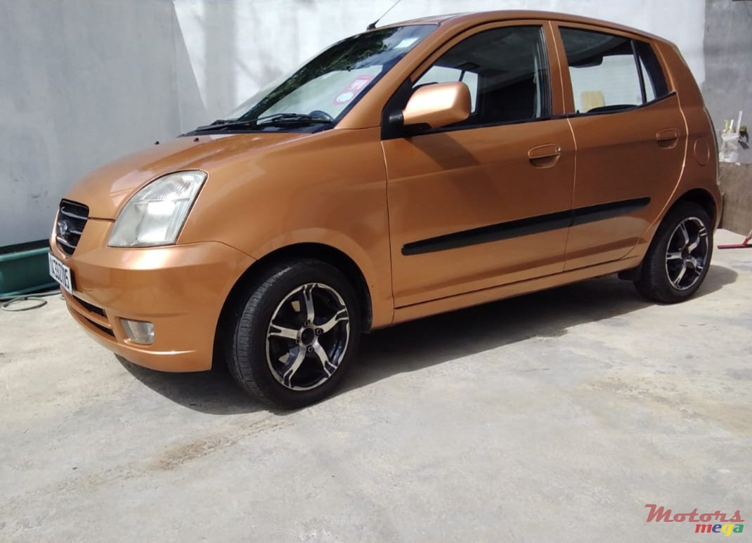 2005' Kia Picanto photo #2