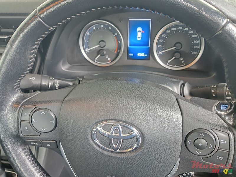 2018' Toyota Corolla photo #7