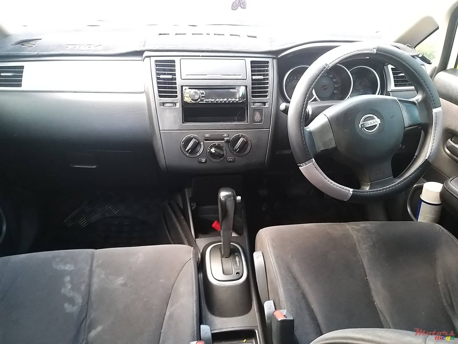 2006' Nissan Tiida Latio photo #7