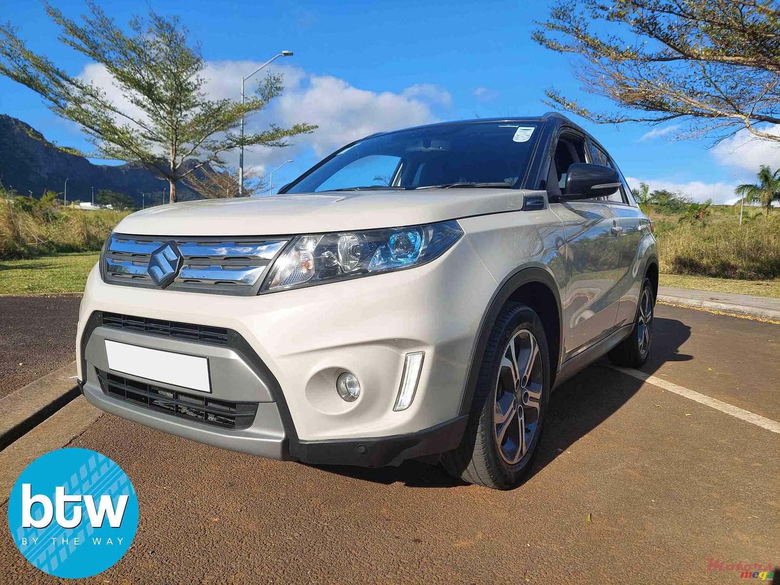 2016' Suzuki Vitara photo #2