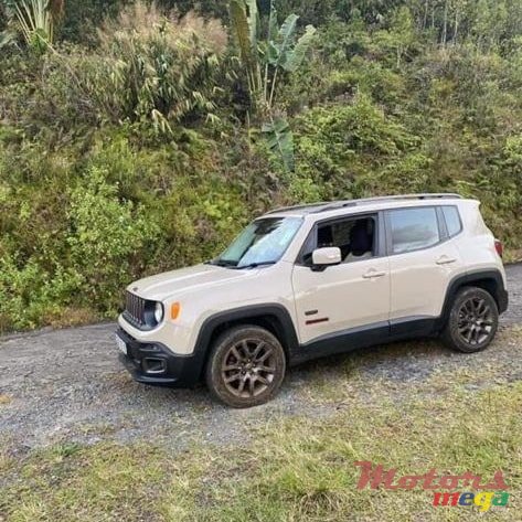 2018' Jeep Renegade photo #1