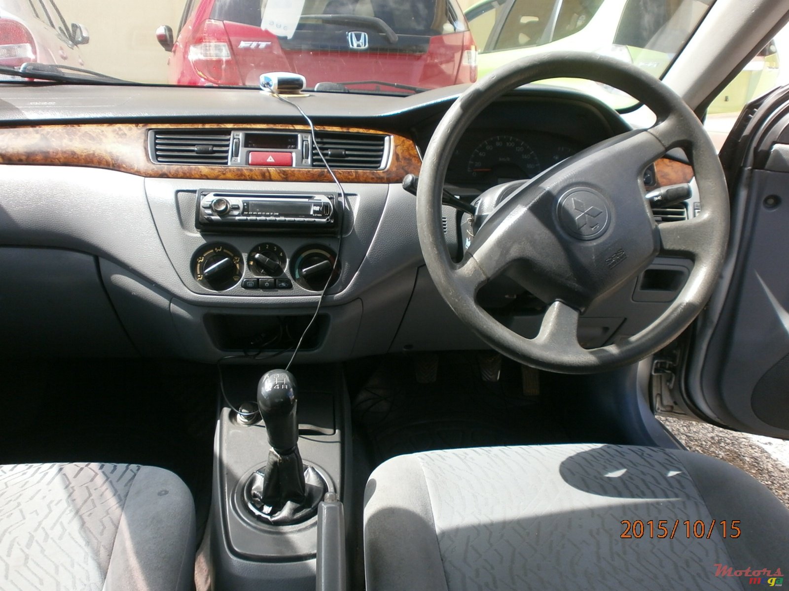 2001' Mitsubishi Lancer CEDIA photo #7