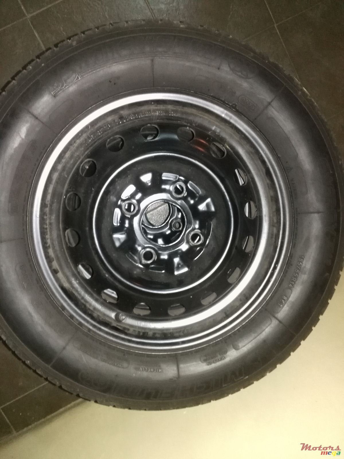 2017' Nissan photo #2