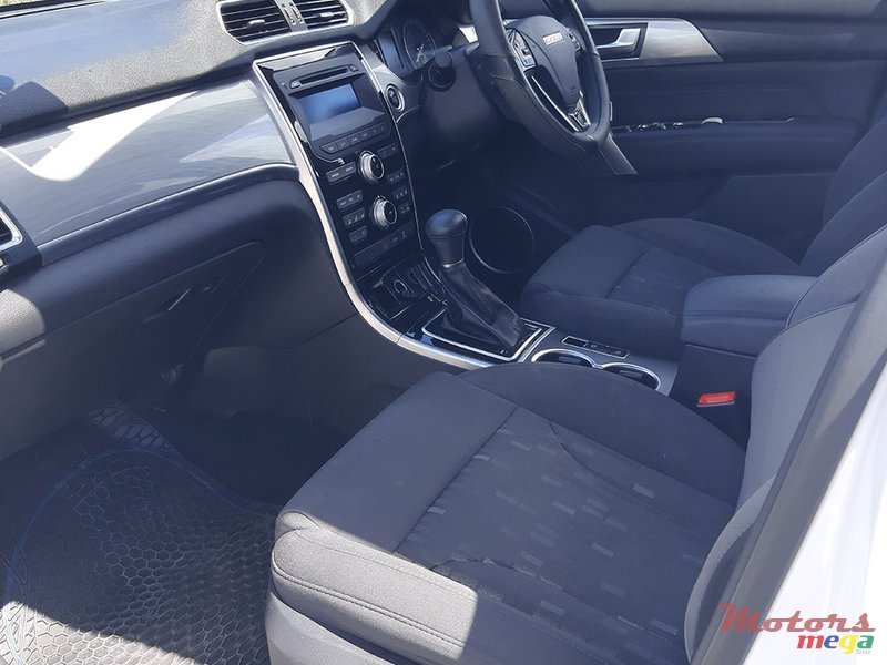 2019' Haval H2 photo #6