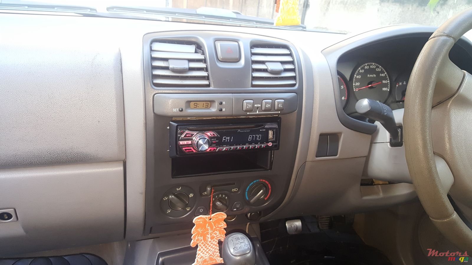 2005' Isuzu D-Max Turbo photo #3