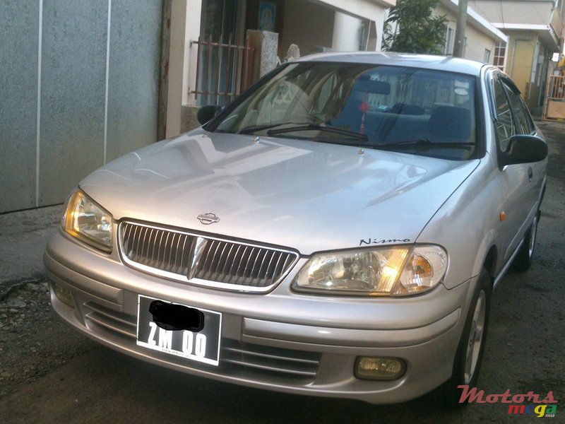 2000' Nissan Sunny photo #1