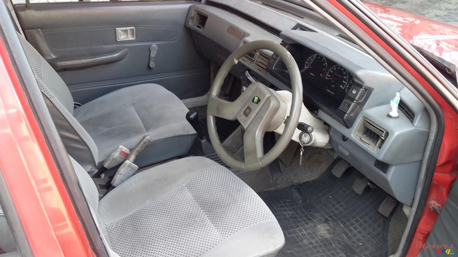 1995' Proton Saga photo #3