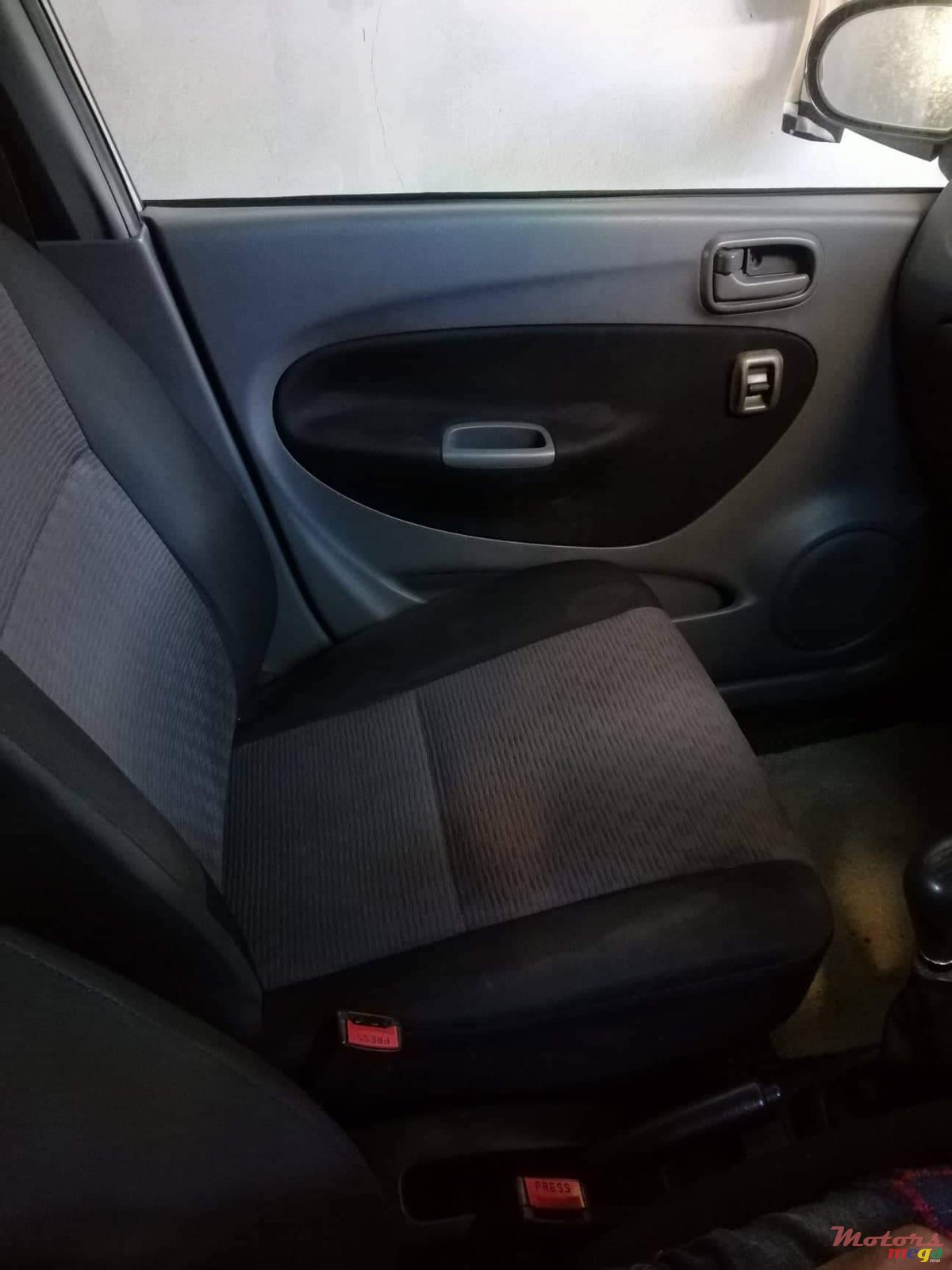 2010' Perodua Viva Elite photo #6