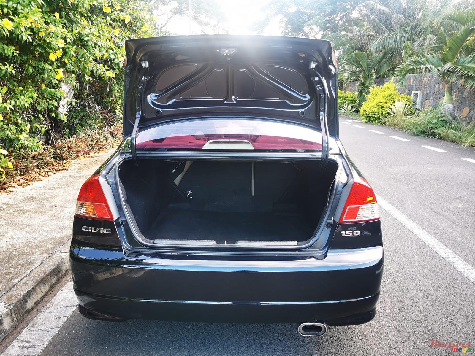 2004' Honda Civic Es5 photo #7