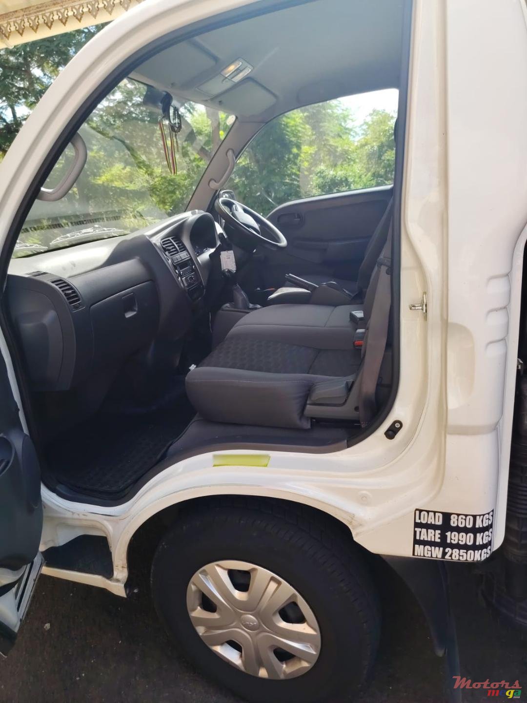 2023' Kia 2700 photo #2