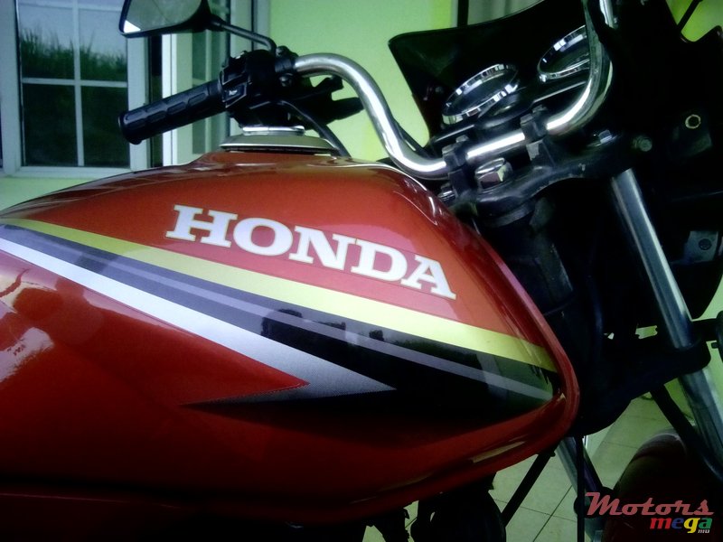 2010' Honda SDH125-49 photo #3