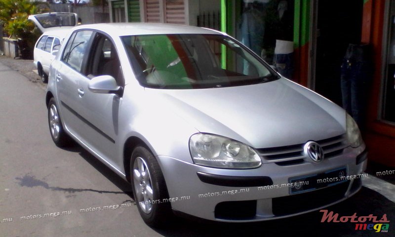 2005' Volkswagen V photo #2
