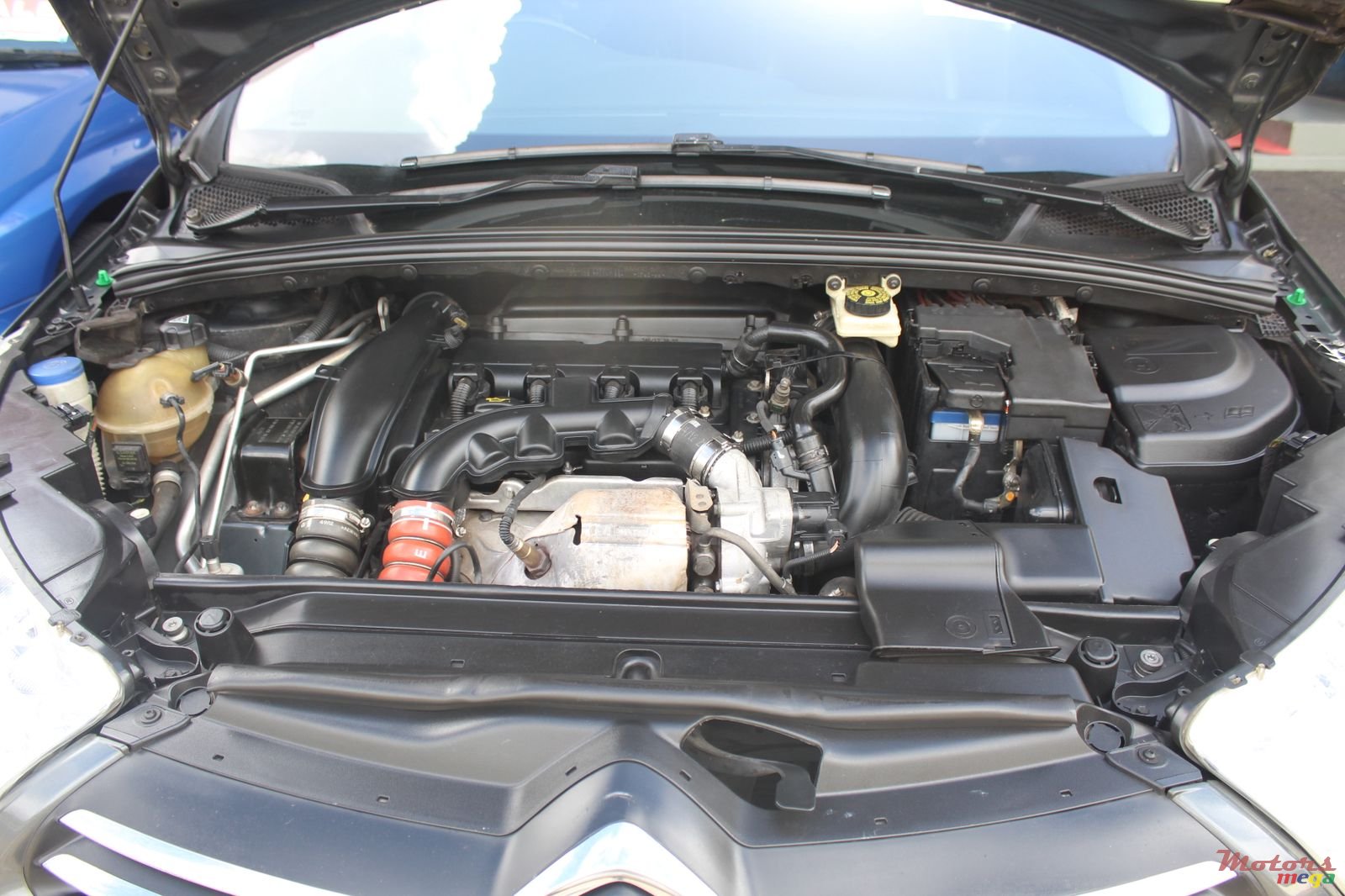 2013' Citroen C4 photo #6