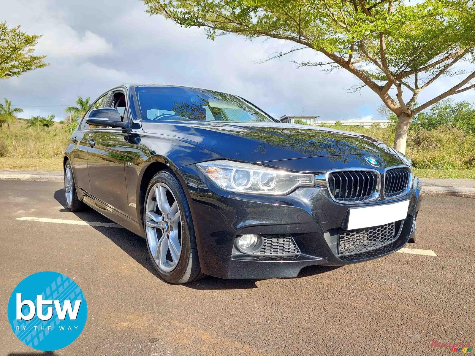 2014' BMW 320 photo #1