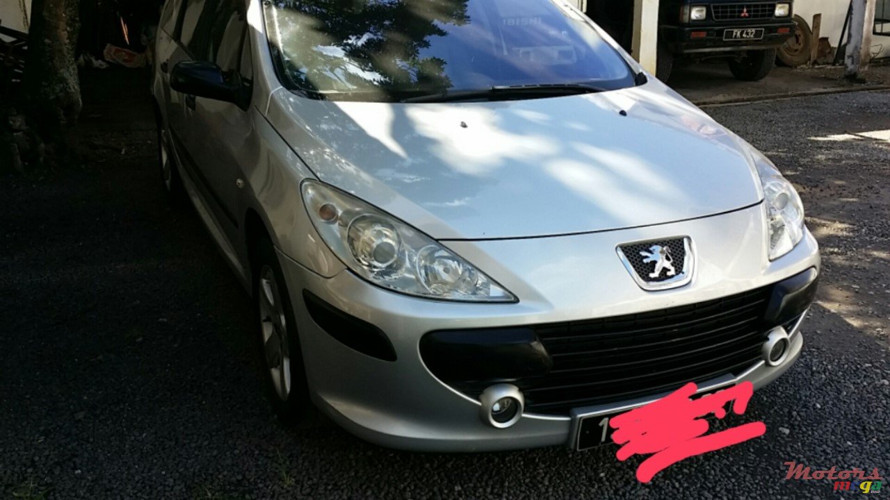 2008' Peugeot 307 photo #4
