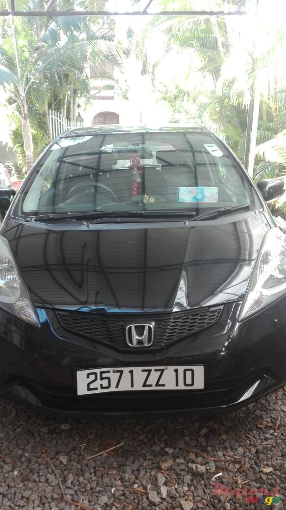 2010' Honda Fit photo #2