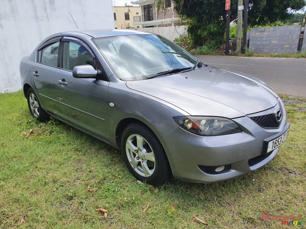 2005' Mazda 3 photo #3