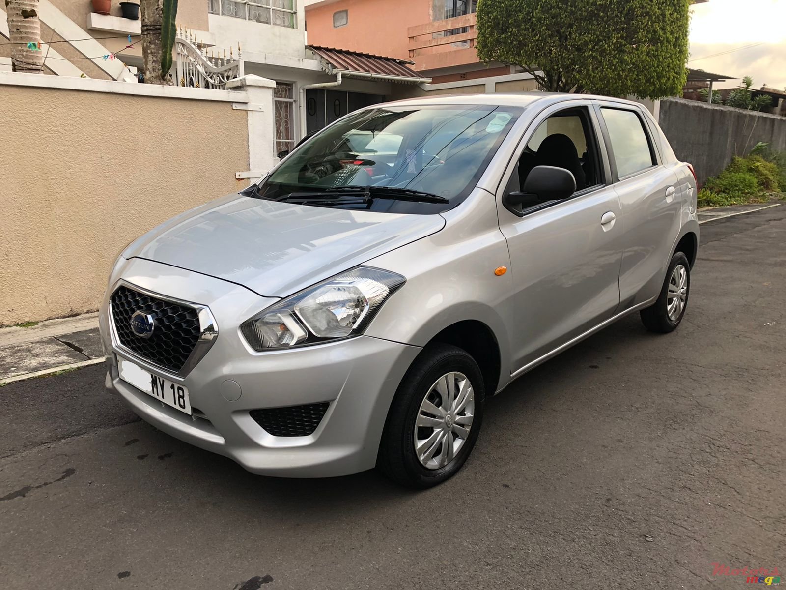 2018' Datsun Go photo #2