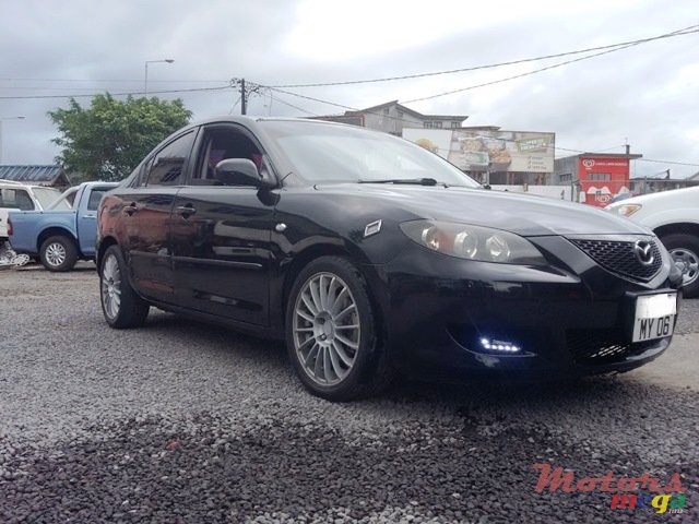 2006' Mazda 3 photo #2