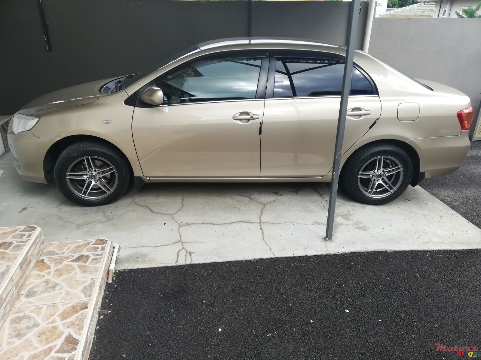 2008' Toyota Axio g edition photo #1