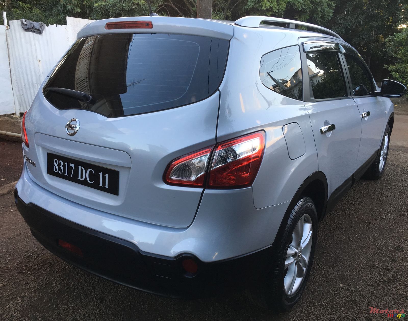 2011' Nissan Qashqai+2 photo #4