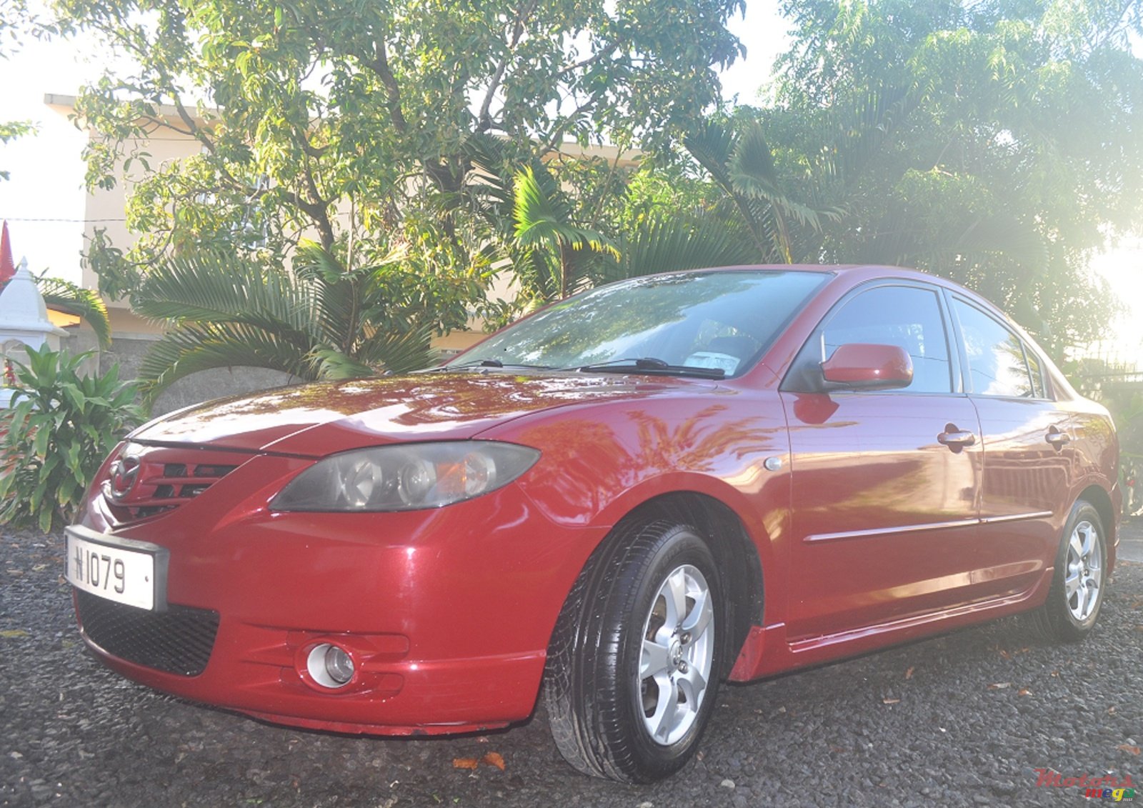 2005' Mazda 3 None photo #2