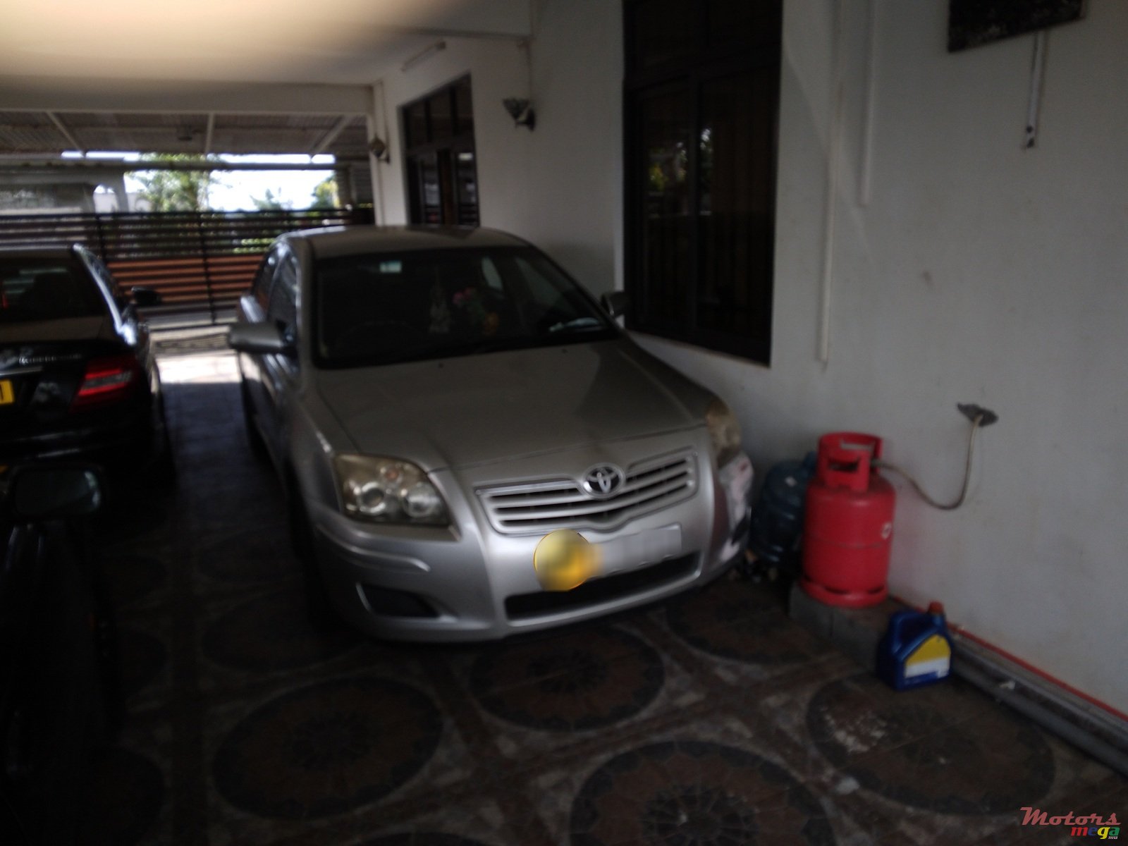 2008' Toyota Avensis photo #2